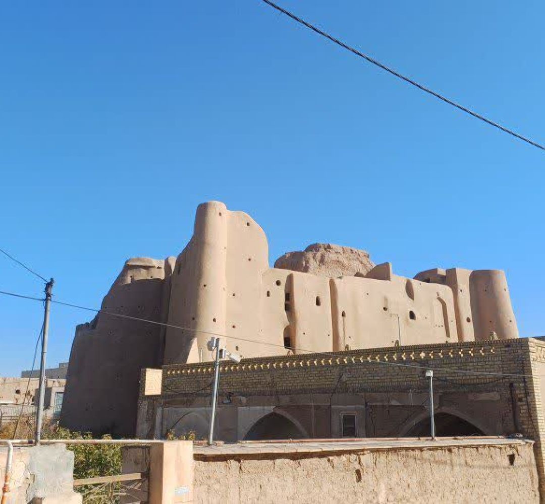 حصار بلاتکلیفی بر دور قلعه پاچنار