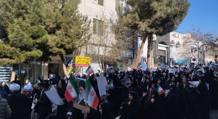 حضور انقلابی مردم ولایتمدار مهدیشهر در صحنه