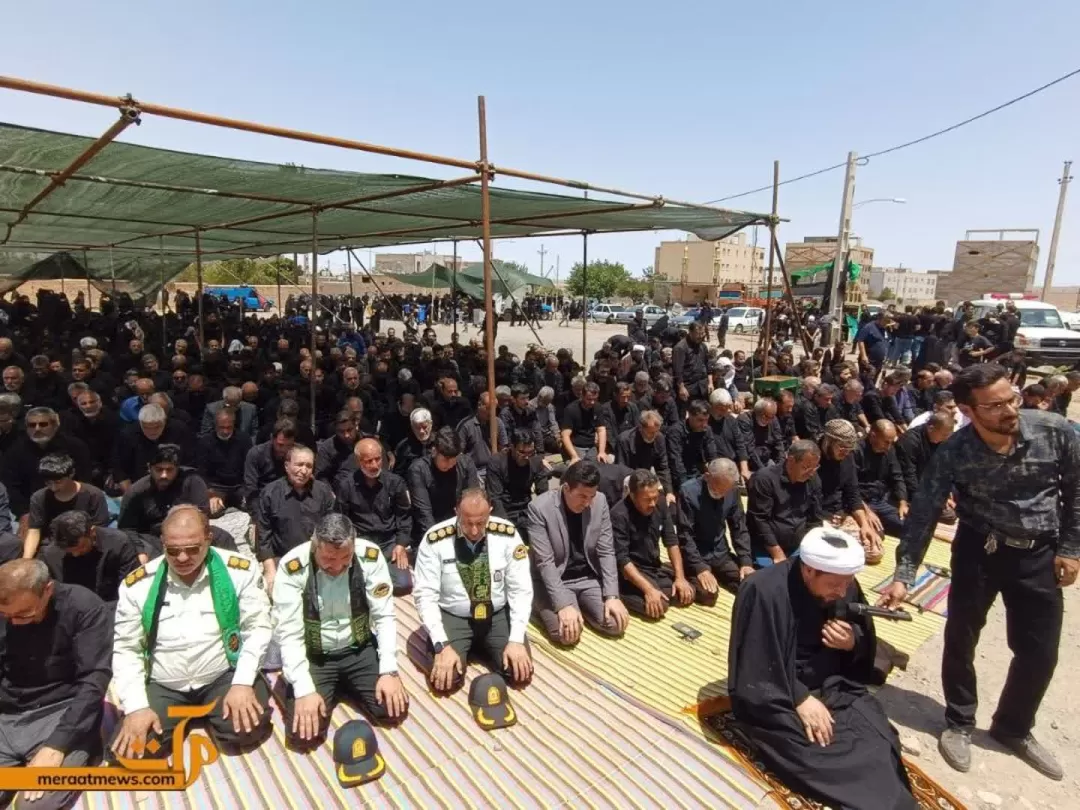 اقامه نماز ظهر عاشورا در استان سمنان